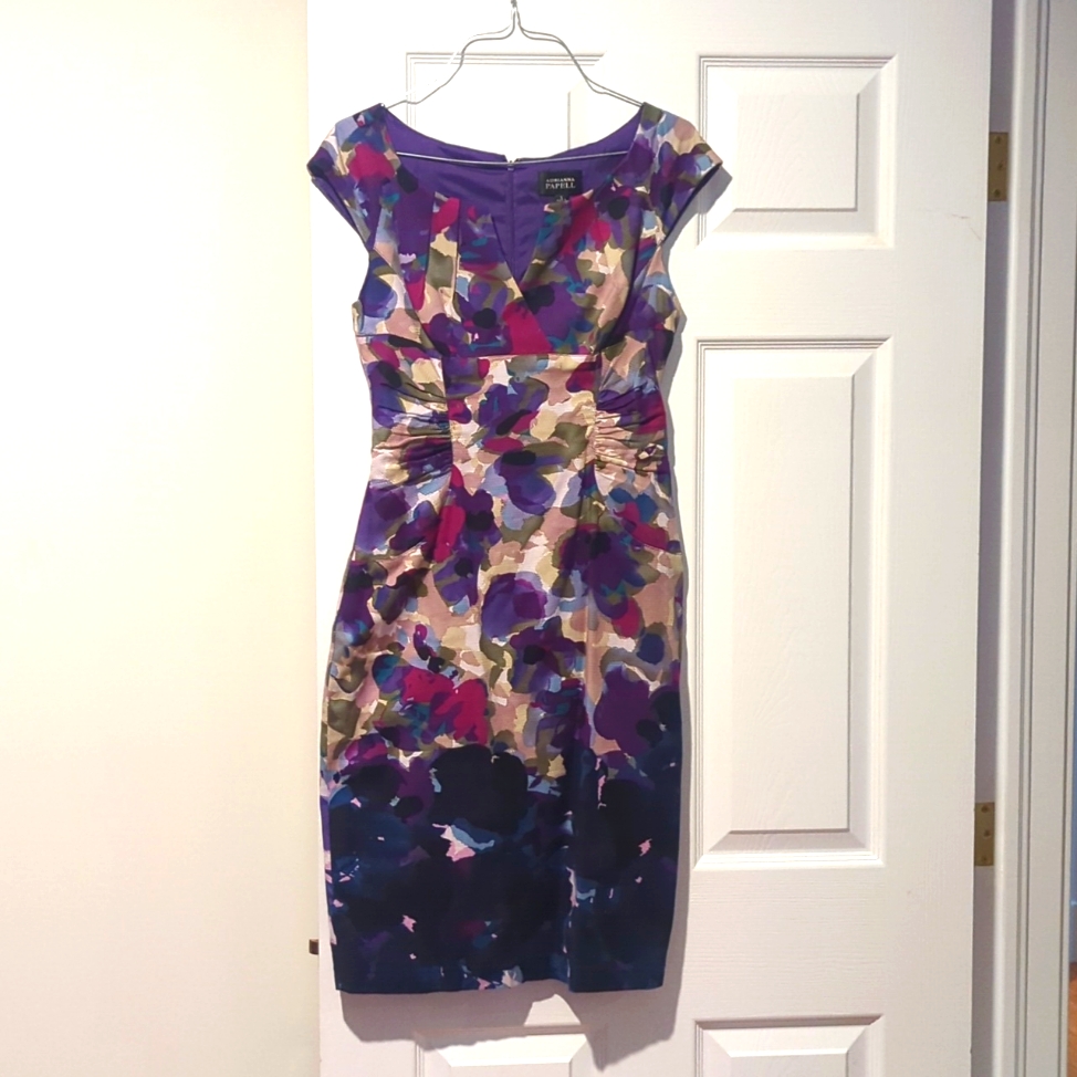 Adriana Papell Size 6 Dress